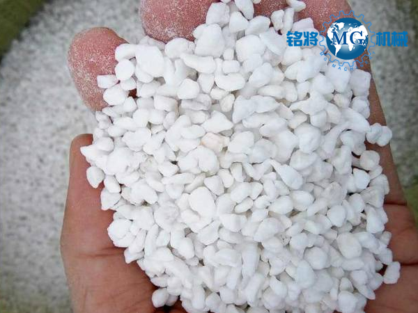 玻化微珠和珍珠巖的主要區(qū)別 玻化微珠和珍珠巖的主要區(qū)別